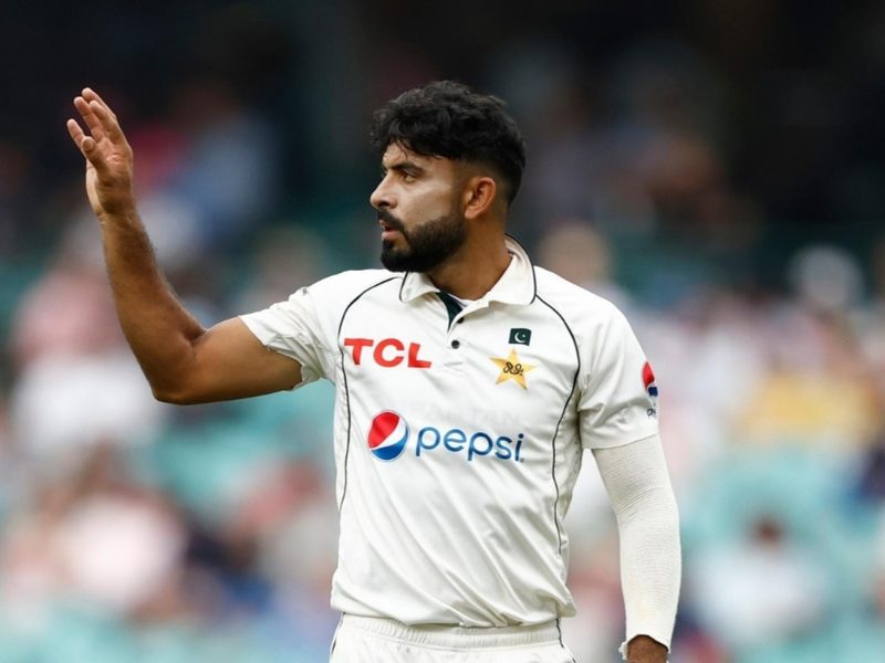 7-32-and-55-from-no8-pakistan-all-rounder-aamer-jamal-leads-team-to-domestic-final-win-after-test-axing.Click to read full article.