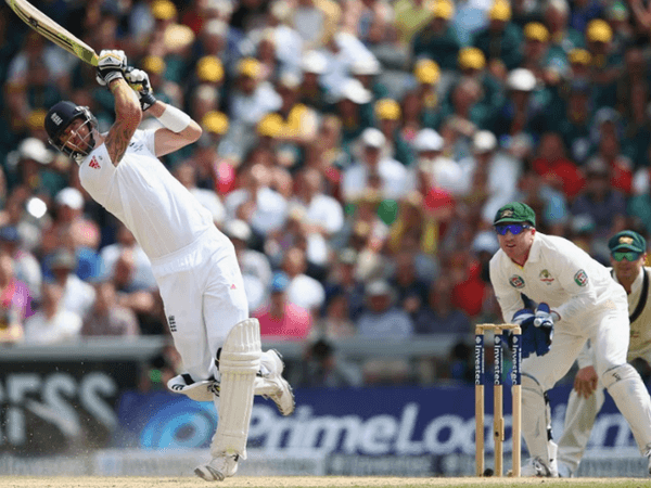 titans-sangakkara-pieteresen.Click to read full article.