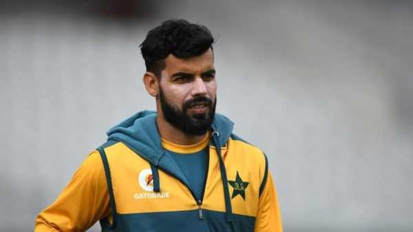 pakistan-bonkers-to-pick-two-spinners-for-opening-england-test.Click to read full article.