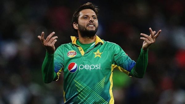 former-pakistan-star-shahid-afridi-tests-positive-for-covid-19.Click to read full article.
