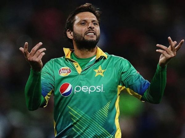 former-pakistan-star-shahid-afridi-tests-positive-for-covid-19.Click to read full article.