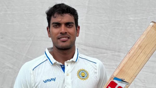 205-18-73-131-indian-newbie-abhinav-tejrana-continues-impressive-start-to-first-class-career.Click to read full article.