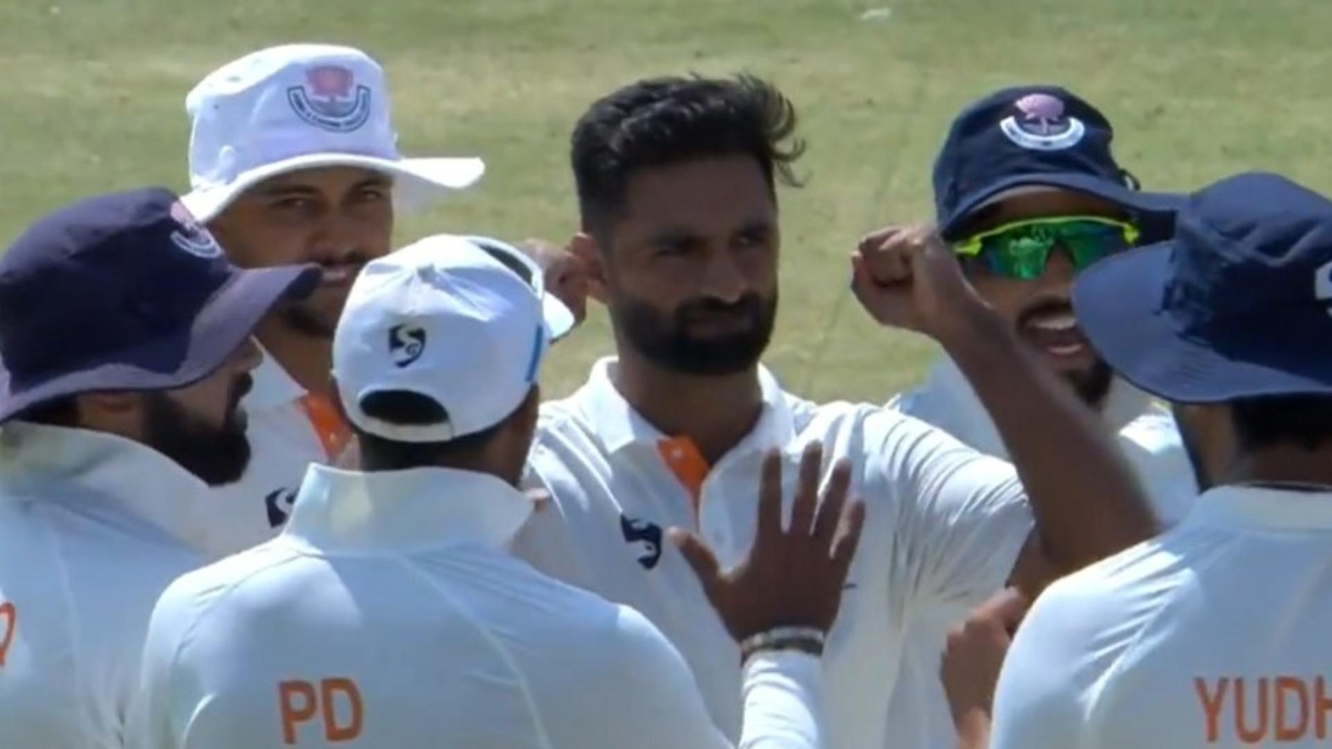 Musim 66, Trofi Pertama: Sisi Trofi Ranji Mengalahkan Juara Delapan Kali Untuk Mengamankan Gelar Bersejarah