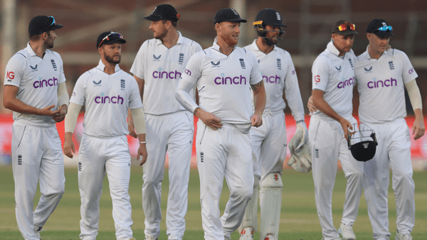 player-ratings-england-test-series-whitewash-pakistan-pak-eng-tests.Click to read full article.