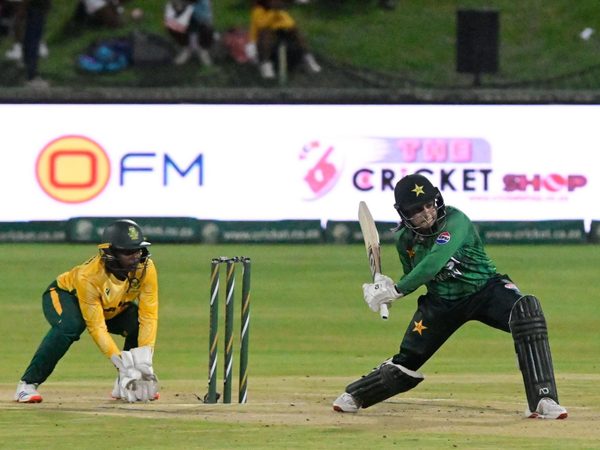 361-plays-345-pakistan-fall-just-short-of-world-record-odi-chase-against-south-africa.Click to read full article.