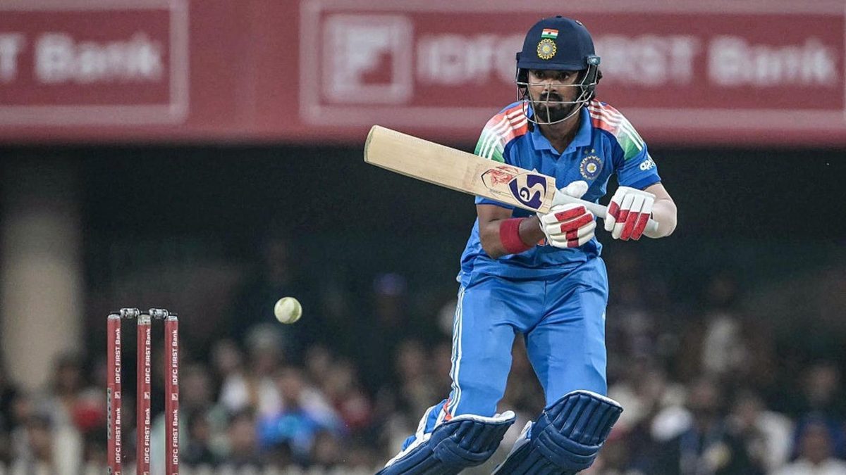 India extended an unwanted world record with another lost toss in the second ODI against South Africa.