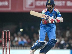 one-in-a-million-india-extend-world-record-odi-toss-losing-streak-to-20-matches.Click to read full article.