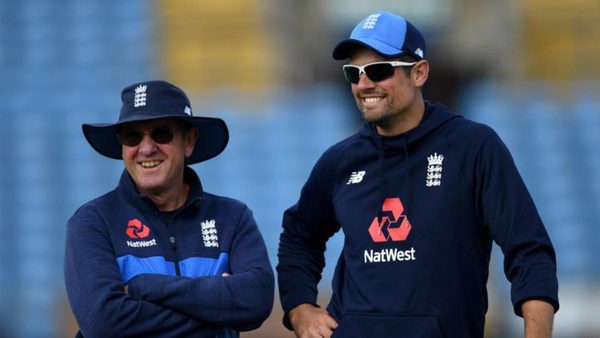 dangerous-to-write-alastair-cook-off-says-trevor-bayliss.Click to read full article.