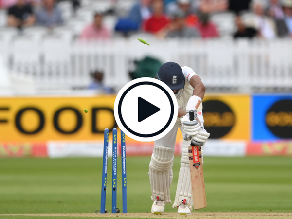 watch-haseeb-hameed-bowled-for-golden-duck-in-first-test-innings-in-five-years.Click to read full article.