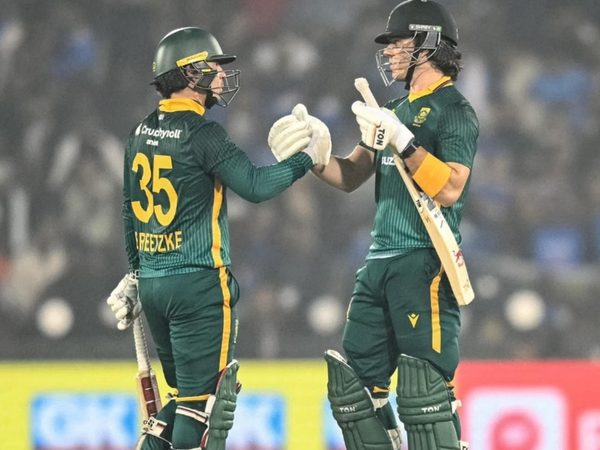 highest-odi-chases-full-list-south-africa-equal-india-record-enter-all-time-top-ten.Click to read full article.