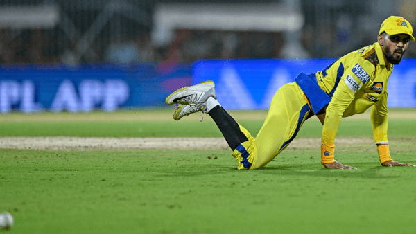 ruturaj-gaikwad-ms-dhoni-captaincy-debut-good-and-bad-opening-results.Click to read full article.