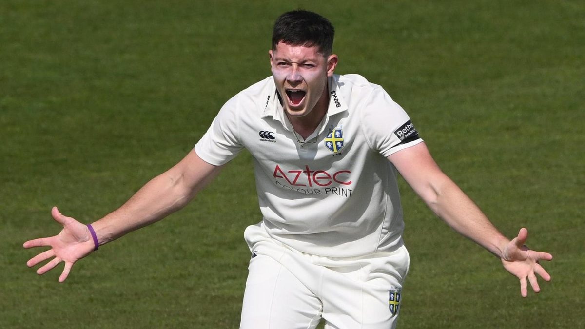 Matthew Potts appeals for a wicket in the second round of the County Championship