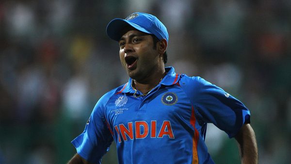 retired-india-leg-spinner-piyush-chawla-takes-match-winning-three-wicket-haul-in-canada-super-60-semi-final.Click to read full article.