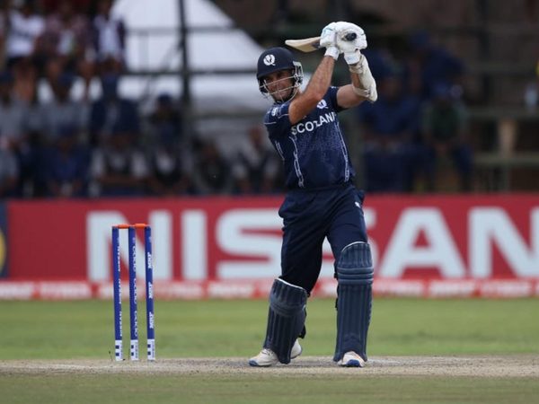 kyle-coetzer-awarded-mbe-services-cricket.Click to read full article.