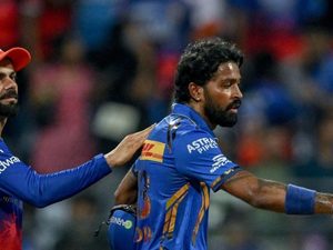mi-vs-rcb-live-score-match-20-todays-ipl-2025-match-playing-xis-pitch-report-toss-team-news.Click to read full article.