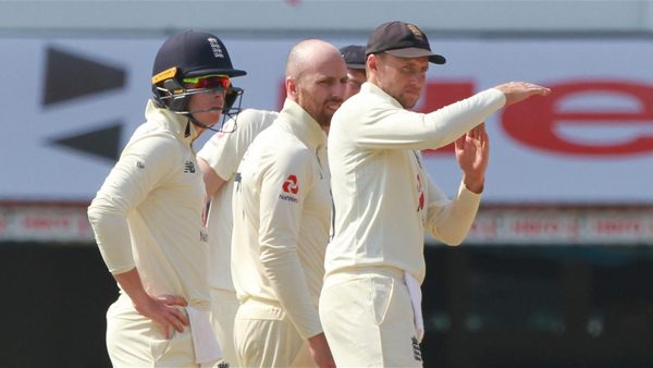 tv-umpire-howler-deprives-jack-leach-of-ajinkya-rahane-wicket.Click to read full article.