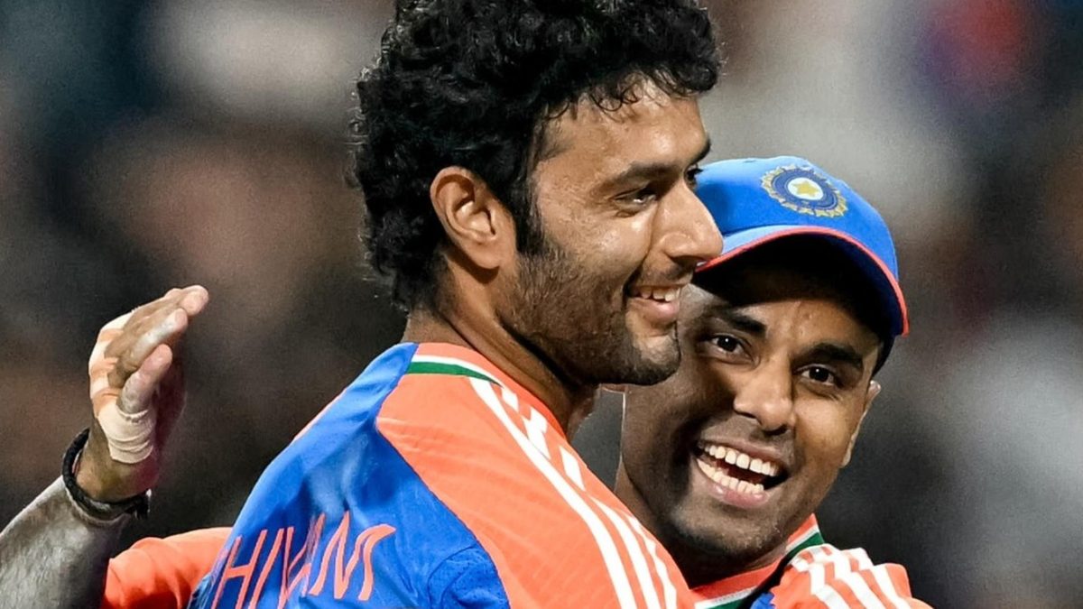Mumbai's chief selector Sanjay Patil has emphasised that India internationals selected for the Ranji Trophy must give their full effort and not just show up to play.