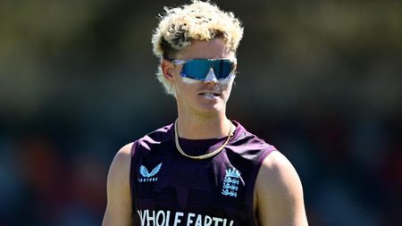 prime-ministers-xi-vs-england-xi-live-score-and-updates-from-two-day-ashes-warm-up.Click to read full article.