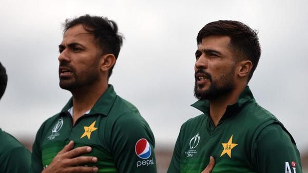 former-pakistan-quick-un-retires-for-t20-competition-re-retires-hours-later.Click to read full article.