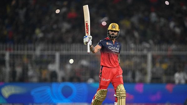 most-runs-in-t20-cricket-full-list-kohli-reaches-13k-can-he-break-all-time-record.Click to read full article.