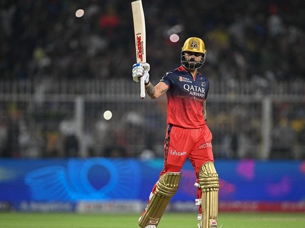 most-runs-in-t20-cricket-full-list-kohli-reaches-13k-can-he-break-all-time-record.Click to read full article.