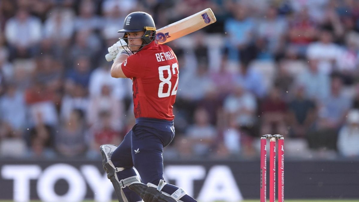 Jacob Bethell batting for England during third T20I v WI
