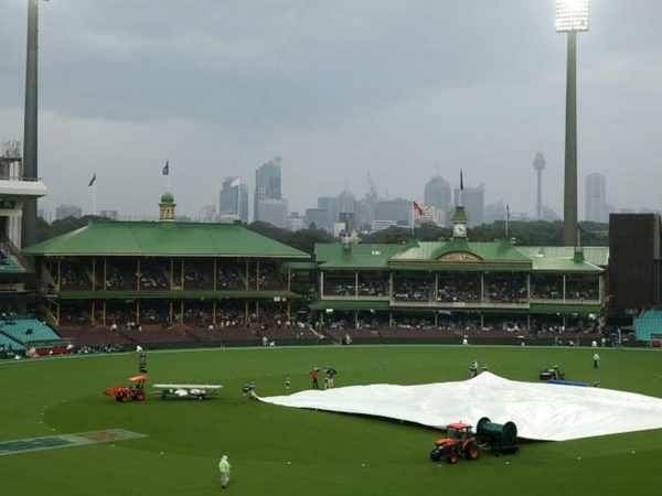 forget-the-interval-the-iccs-rain-rule-cost-australia-the-first-t20i.Click to read full article.