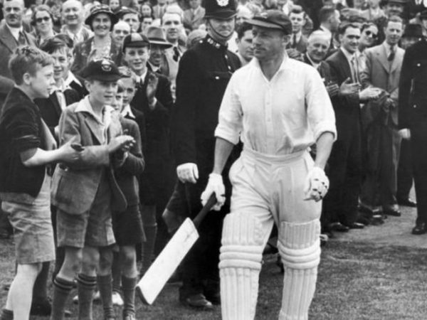 best-and-worst-batting-records-from-an-unstoppable-bradman-to-walsh-martin.Click to read full article.