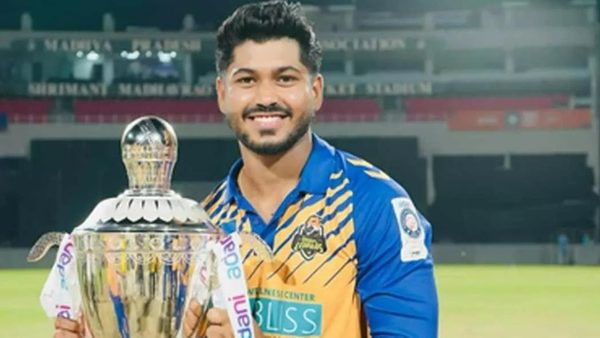 who-is-shivang-kumar-srhs-debuting-left-arm-wrist-spinner-who-can-hit-big-ipl-2026.Click to read full article.