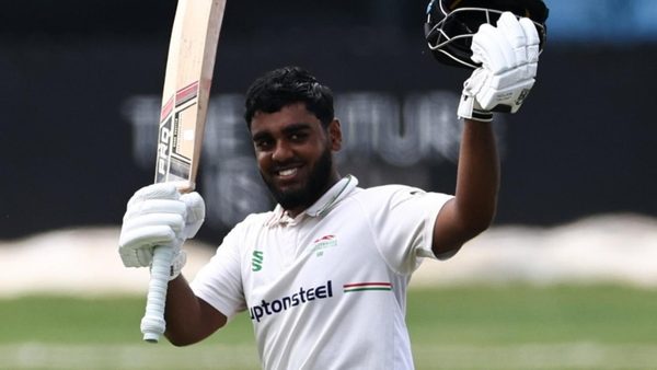 england-leg-spinner-races-to-fourth-century-of-county-championship-season-to-rescue-side-from-0-2.Click to read full article.