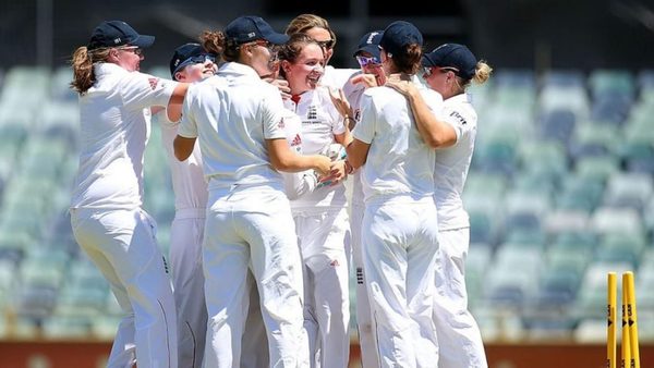 kate-cross-we-won-an-ashes-test-because-of-our-drink-carriers.Click to read full article.
