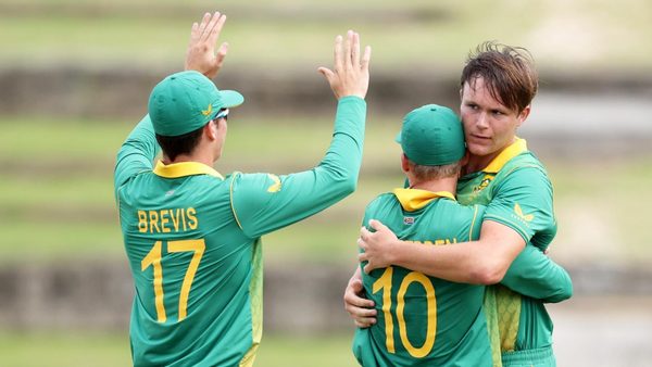 great-nephew-of-former-middlesex-hero-stars-with-five-for-in-south-africa-first-class-final.Click to read full article.