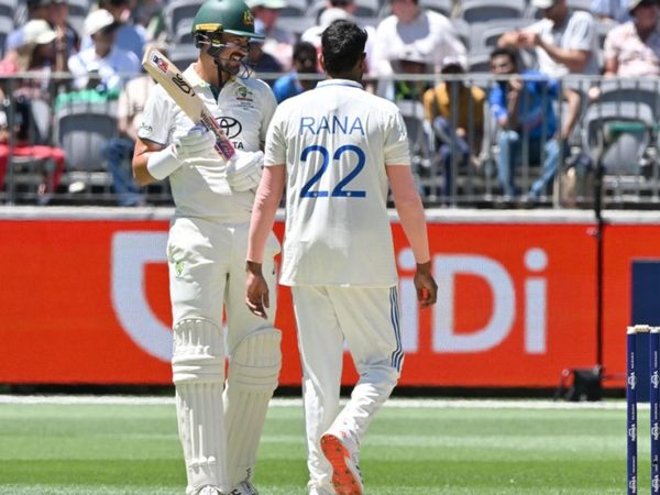 watch-i-bowl-faster-than-you-starc-gives-friendly-warning-to-former-kkr-teammate-after-fending-short-ball.Click to read full article.
