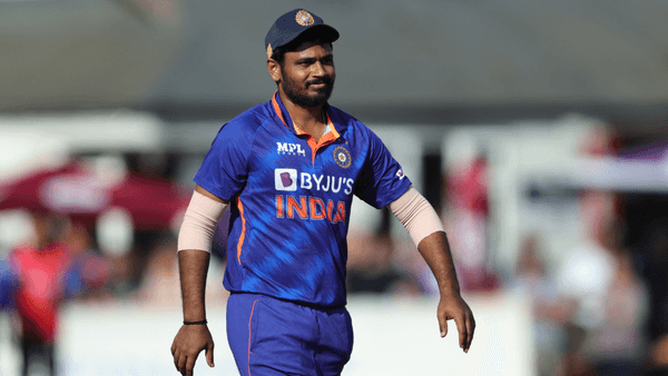 keep-moving-forward-sanju-samson-support-social-media-odi-australia-ind-vs-aus.Click to read full article.