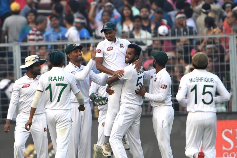 Taijul Islam took a superb catch to dismiss India captain Virat Kohli