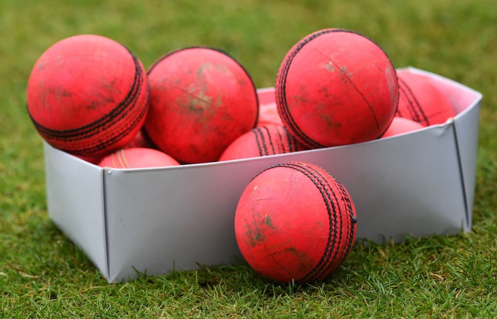 Sachin Tendulkar urged batsmen to practice with old and new pink balls in the nets